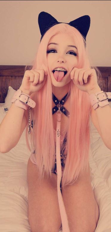 belle delphine bed