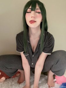 Emi @emiigotchi #8
