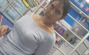 Upskirt se molestó pero al final le gustó y dejó grabarla