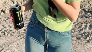 Betsy Cameltoe Mexicana