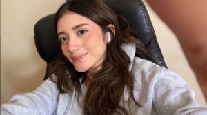 Miriam Diaz de 23 una Doctora De Honduras toda una puta