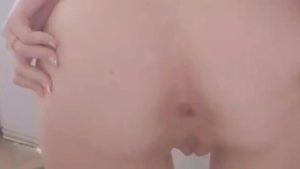 Laura, 32 age name