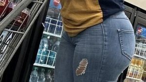 Voyeur thong