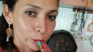 repostera milf name 110