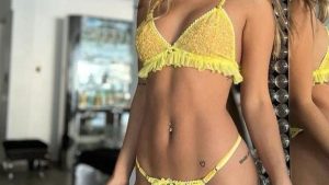 Juli Poggio lingerie 2